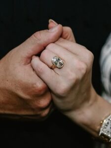 Taylor Swift engaged